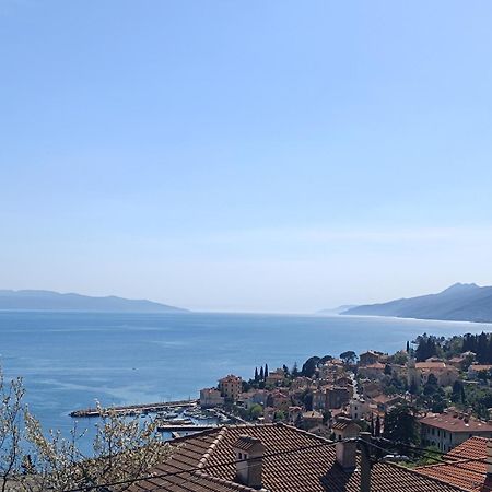 Ferienwohnung Fenix - Stunning View, Great Location & Free Parking Opatija Exterior foto